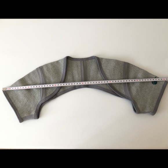 π₯πHOST PICK ππ₯ NEW Unique Shoulder Neck area Warmer - Picture 7 of 7